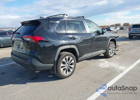 2022 Toyota Rav4 Xle Premium from USA, damaged, VIN 2T3A1RFV3NW302247